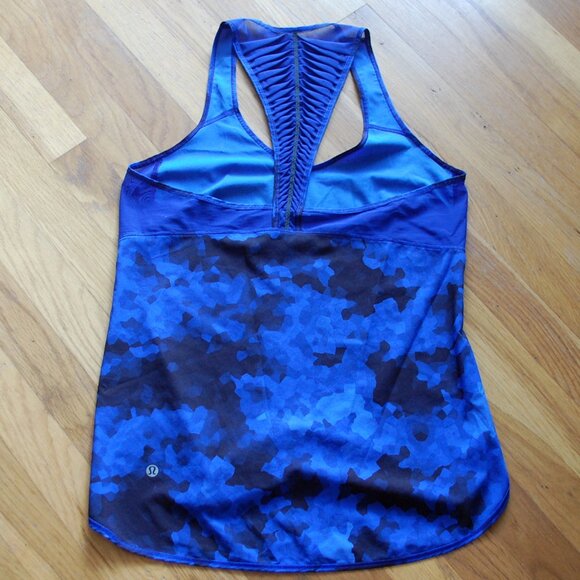Lululemon Vent It Out Singlet Clouded Dreams Sapphire Sprinkler Blue - Picture 3 of 5